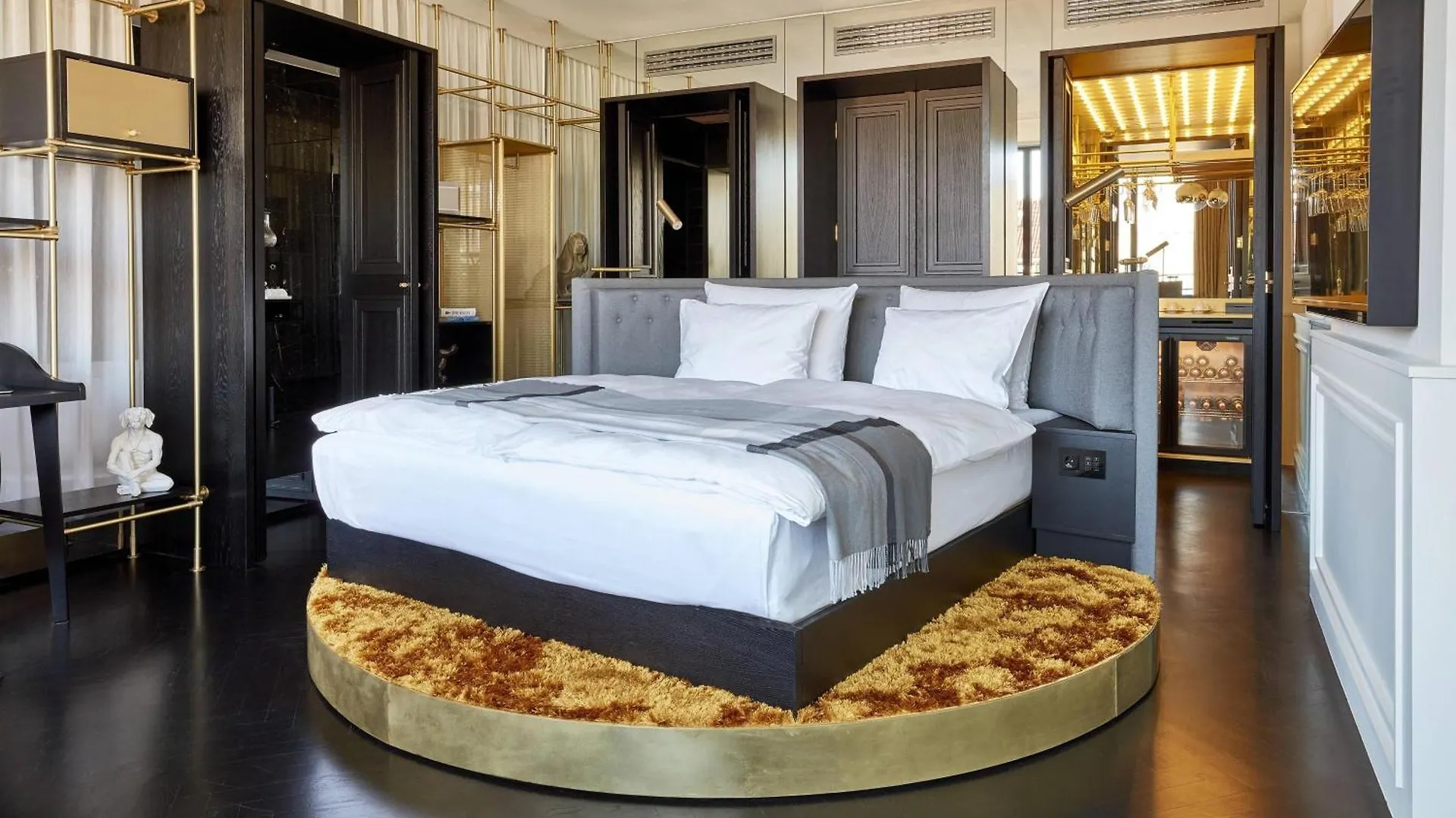 Roomers Munich, Autograph Collection Hotel Munich