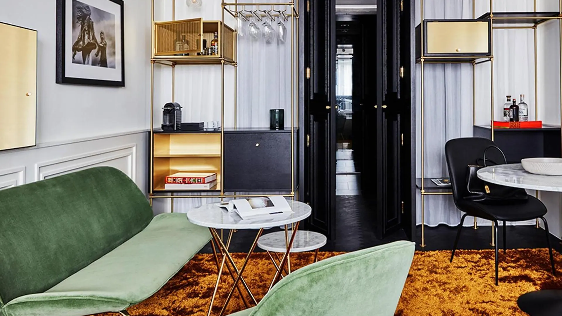 Roomers Munich, Autograph Collection מלון