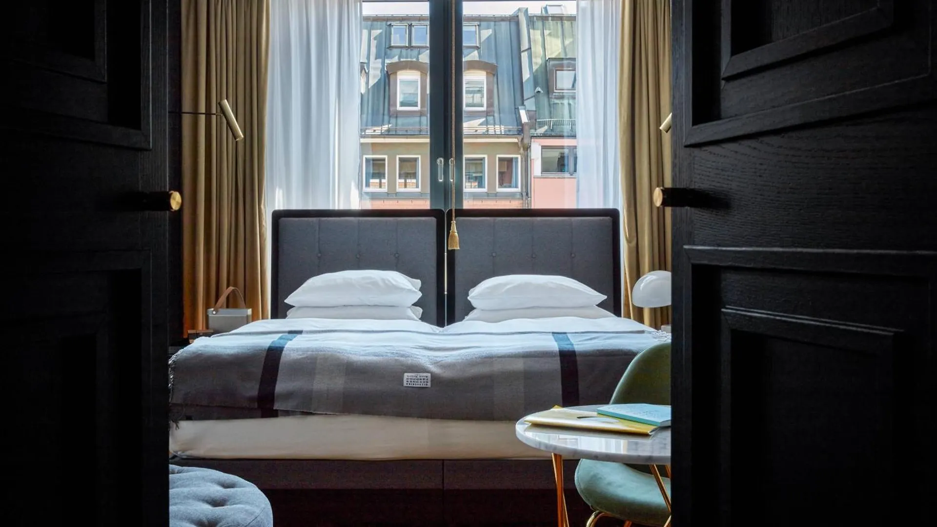 Roomers Munich, Autograph Collection Deutschland